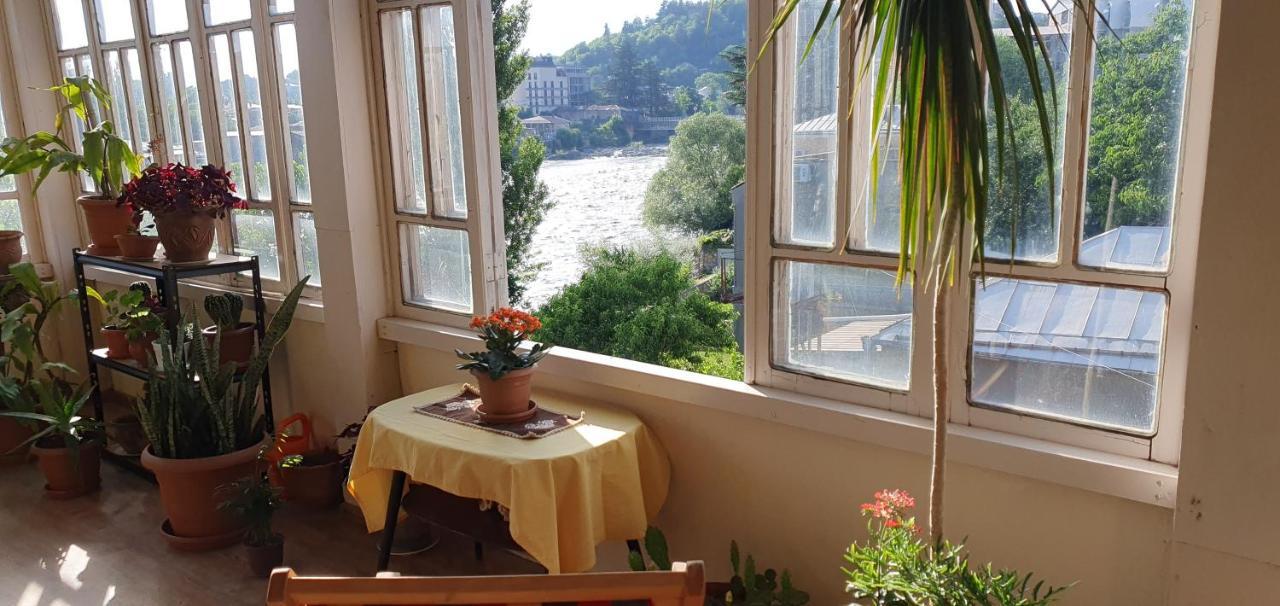 Bookinist Apartment Кутаїсі Екстер'єр фото