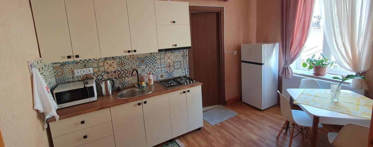 Bookinist Apartment Кутаїсі Екстер'єр фото