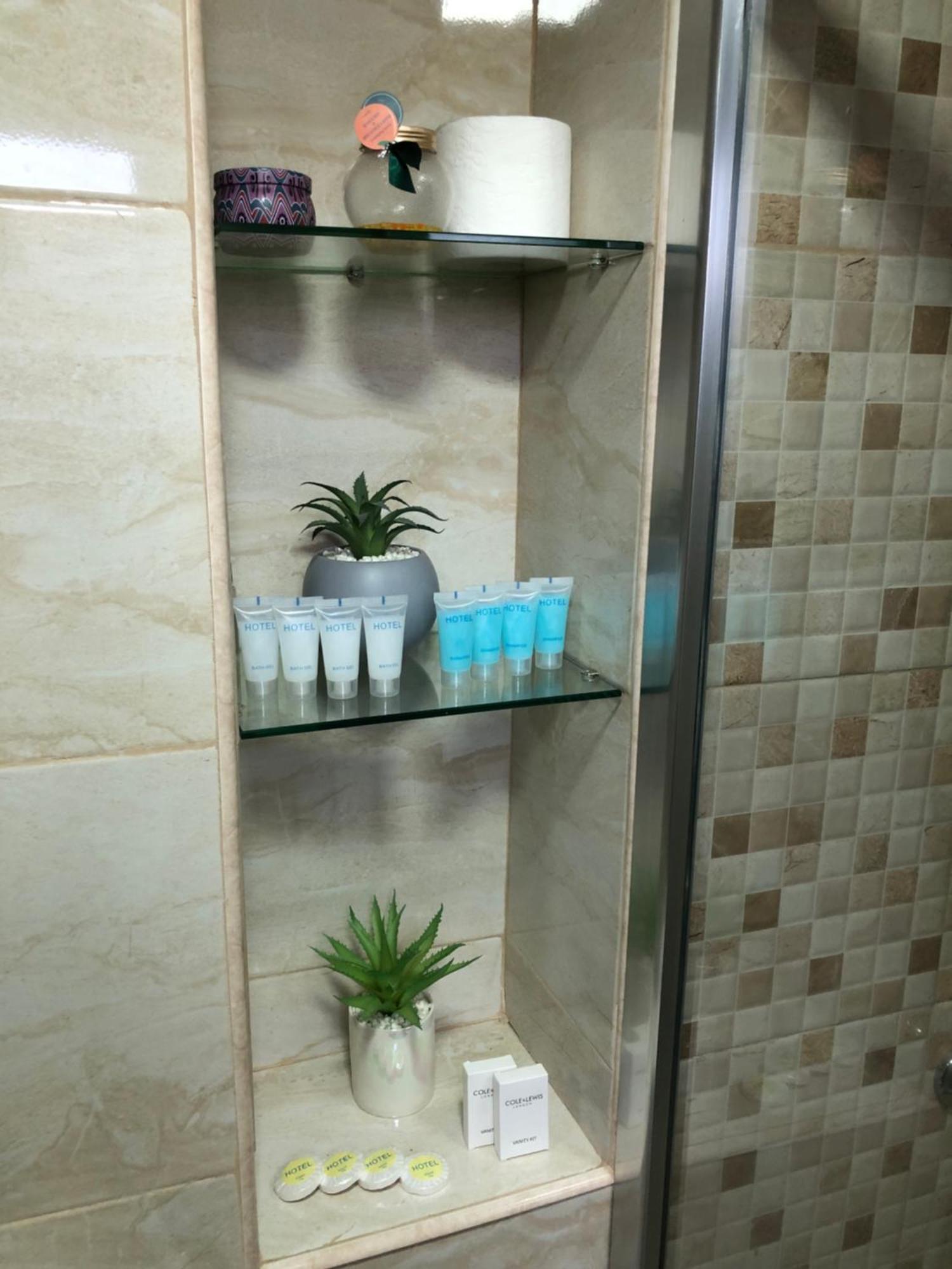 Bookinist Apartment Кутаїсі Екстер'єр фото