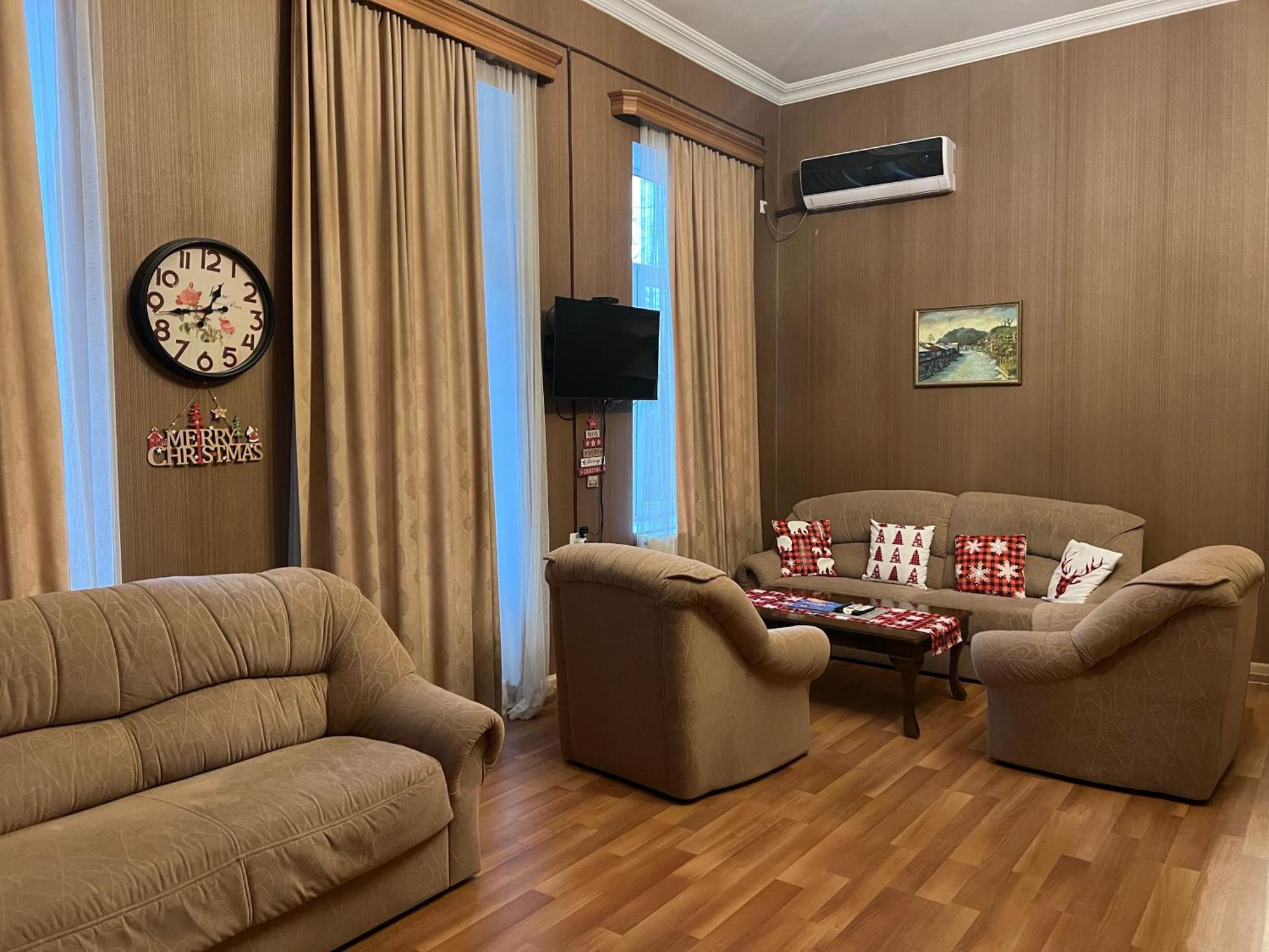 Bookinist Apartment Кутаїсі Екстер'єр фото
